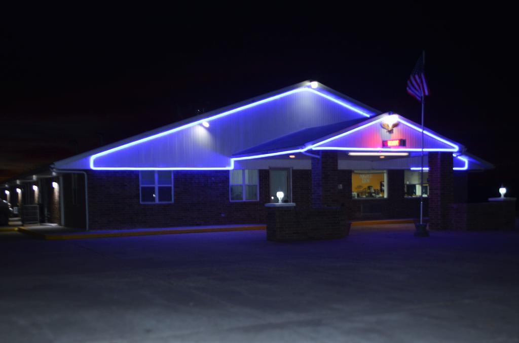Sweet Springs Night Inn מראה חיצוני תמונה